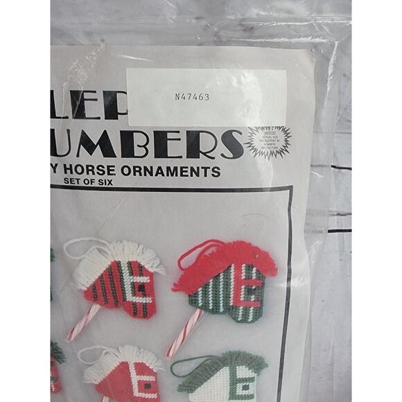 Vintage Needlecraft Plastic Canvas Craft Kit Christmas Ornament Hobby Horses New - Picture 2 of 4